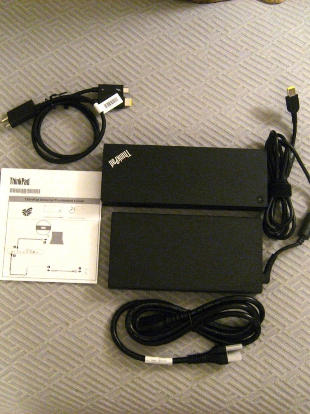 Lenovo Thunderbolt 4 Workstation Dock w/Split Cable & 300W AC Adaptor, DK2131